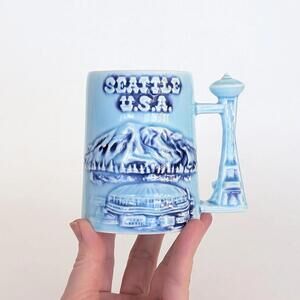 Vintage Seattle Coffee Mug with Space Needle Handle - Souvenir